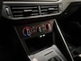 Volkswagen Polo 1.0 TSI Sportline Automaat (APPLE CARPLAY, GROOT NAVI, ADAPTIVE CRUISE, LM VELGEN, SPORTSTOELEN, PARKEERSENSOREN, ARMSTEUN, NIEUWSTAAT)