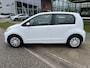 Volkswagen Up! 1.0 BMT move up! Airco / DAB / Centr. deurvergrendeling / NAP / 2e Paasdag open 09.00-17.00 uur