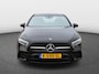 Mercedes-Benz A-klasse 180 Business Solution AMG Aut. | Panoramadak | Sfeerled
