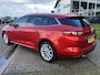 Renault Megane Estate 1.2 132PK TCe Limited / Camera / Blind spot warning / PDC V+A / Keyless / Cruise / 17''LMV / 2e Paasdag open 09.00-17.00 uur