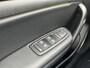 Renault Megane Estate 1.2 132PK TCe Limited / Camera / Blind spot warning / PDC V+A / Keyless / Cruise / 17''LMV /