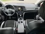 Renault Megane Estate 1.2 132PK TCe Limited / Camera / Blind spot warning / PDC V+A / Keyless / Cruise / 17''LMV /