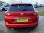 Renault Megane Estate 1.2 132PK TCe Limited / Camera / Blind spot warning / PDC V+A / Keyless / Cruise / 17''LMV / 2e Paasdag open 09.00-17.00 uur