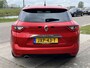 Renault Megane Estate 1.2 132PK TCe Limited / Camera / Blind spot warning / PDC V+A / Keyless / Cruise / 17''LMV /