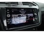 Volkswagen Tiguan 1.4 TSI eHybrid R-Line | Pano | Elek. Trekhaak | Stoel- Stuurverw. | Adapt. Cruise | Camera | Keyless | IQ. Light