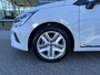 Renault Clio 1.6 E-Tech Hybrid 140PK Dealer onderhouden / Automaat / AppleCarplay - Android Auto / PDC.Achter / Cruise / Navi