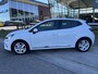 Renault Clio 1.6 E-Tech Hybrid 140PK Dealer onderhouden / Automaat / AppleCarplay - Android Auto / PDC.Achter / Cruise / Navi
