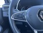 Renault Clio 1.6 E-Tech Hybrid 140PK Dealer onderhouden / Automaat / AppleCarplay - Android Auto / PDC.Achter / Cruise / Navi