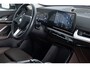 BMW iX1 xDrive30 Launch Edition 67 kWh *SOH 98%* LEDER | CAMERA | Full LED -2e PINKSTERDAG OPEN!-