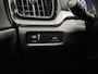 Volvo V60 2.0 B3 Inscription Automaat (APPLE CARPLAY, GROOT NAVI, GETINT GLAS, SPORTSTOELEN, KEYLESS, LANE ASSIST, NIEUWE APK, NIEUWSTAAT)