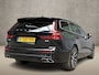 Volvo V60 2.0 B3 Inscription Automaat (APPLE CARPLAY, GROOT NAVI, GETINT GLAS, SPORTSTOELEN, KEYLESS, LANE ASSIST, NIEUWE APK, NIEUWSTAAT)