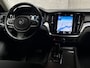 Volvo V60 2.0 B3 Inscription Automaat (APPLE CARPLAY, GROOT NAVI, GETINT GLAS, SPORTSTOELEN, KEYLESS, LANE ASSIST, NIEUWE APK, NIEUWSTAAT)