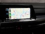 Volkswagen Golf 1.4 eHybrid Sport 204Pk Automaat (APPLE CARPLAY, GROOT NAVI, CAMERA, MEMORY SEATS, ALCANTARA, KEYLESS, GETINT GLAS, SFEERVERLICHTING, NIEUWSTAAT)
