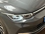 Volkswagen Golf 1.4 eHybrid Sport 204Pk Automaat (APPLE CARPLAY, GROOT NAVI, CAMERA, MEMORY SEATS, ALCANTARA, KEYLESS, GETINT GLAS, SFEERVERLICHTING, NIEUWSTAAT)