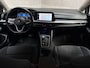Volkswagen Golf 1.4 eHybrid Sport 204Pk Automaat (APPLE CARPLAY, GROOT NAVI, CAMERA, MEMORY SEATS, ALCANTARA, KEYLESS, GETINT GLAS, SFEERVERLICHTING, NIEUWSTAAT)