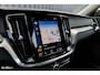 Volvo V60 Cross Country 2.0 T5 AWD Pro | Adaptieve cruise | Harman Kardon | Memory | Blis |