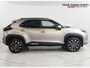 Toyota Yaris Cross 1.5 Hybrid 115 Comfort Dynamic uit 2025 Rijklaar + Fabrieksgarantie Henk Jongen Auto's in Helmond, al 50 jaar service zoals 't hoort!