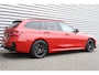 BMW 3-Serie 3-Serie TOURING 330e 292PK XDRIVE HIGH EXECUTIVE M-SPORT AUTOMAAT / NAVI / LEDER / CLIMA / PDC / 18" LMV / CAMERA / HUD / PANO. DAK / KEYLESS / FULL-LED / WINTERPAKKET / NIEUWSTAAT !!