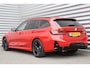 BMW 3-Serie 3-Serie TOURING 330e 292PK XDRIVE HIGH EXECUTIVE M-SPORT AUTOMAAT / NAVI / LEDER / CLIMA / PDC / 18" LMV / CAMERA / HUD / PANO. DAK / KEYLESS / FULL-LED / WINTERPAKKET / NIEUWSTAAT !!