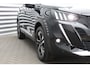 Peugeot e-2008 50KWH 136PK GT PACK AUTOMAAT / NAVI / LEDER / CLIMA / PDC / 17" LMV / CAMERA / / KEYLESS / FULL-LED / FULL OPTIONS / NIEUWSTAAT !!