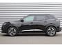 Peugeot e-2008 50KWH 136PK GT PACK AUTOMAAT / NAVI / LEDER / CLIMA / PDC / 17" LMV / CAMERA / / KEYLESS / FULL-LED / FULL OPTIONS / NIEUWSTAAT !!