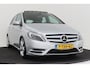 Mercedes-Benz B-klasse 180 Ambition Comfort | Trekhaak | Panoramadak | Org NL | Camera | Navigatie |