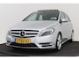 Mercedes-Benz B-klasse 180 Ambition Comfort | Trekhaak | Panoramadak | Org NL | Camera | Navigatie |