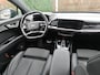 Audi Q4 e-tron 40 S edition 77 kWh / Camera / Elect. Achterklep / Getint glas / 20 Inch