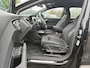 Audi Q4 e-tron 40 S edition 77 kWh / Camera / Elect. Achterklep / Getint glas / 20 Inch