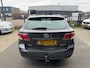 Toyota Avensis Wagon 1.8 VVTi Business AUTOMAAT CRUISE CAMERA TREKHAAK