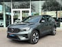 Volvo XC40 2.0 B4 B4 Plus Dark|Stuur-stoel Voorruitverwarm|Blis| Trekhaak| 1e Eigenaar| Rijklaarprijs incl garantie