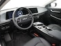 Kia EV6 Light 58 kWh - SOH 98,9% - Navigatie - Apple Carplay/Android Auto - Climate Control - Privacy Glass - Fabrieksgarantie tot 02-2031