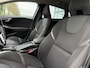 Volvo V40 1.5 T2 Kinetic Cruise Navigatie Xenon Trekhaak Dealeronderhoud
