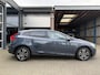 Volvo V40 1.5 T2 Kinetic Cruise Navigatie Xenon Trekhaak Dealeronderhoud