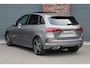Mercedes-Benz B-klasse 250 e AMG Line | Panoramadak | Memory | Distronic | AMG Exclusief-pakket | Trekhaak | Surround Camera | Leder | Dodehoekassistent | Mutlibeam LED |