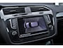 Volkswagen Tiguan 2.0 TSI 220pk Automaat 4Motion R-Line Org.NL Pano/Virtual/Head-Up/Cameras/Keyless/Trekhaak/Adap-Cruise/Lmv20"