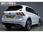 Volkswagen Tiguan 2.0 TSI 220pk Automaat 4Motion R-Line Org.NL Pano/Virtual/Head-Up/Cameras/Keyless/Trekhaak/Adap-Cruise/Lmv20"