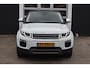 Land Rover Range Rover Evoque 240pk Si4 SE 9-traps Automaat | Navigatie | Camera | Panorama dak | Lederen Bekleding | Airconditioning ECC | Trekhaak | Max aanhangergewicht 1800kg!! | Cruise Control | Elektrisch verstelbare Voorstoel | Zeer Compleet!!!