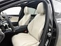 Mercedes-Benz E-klasse 300 e AMG Plug-In Hybride AMG Line | Night Pakket | Panorama Schuif-Kanteldak | MBUX Superscreen | Burmester® | 20 Inch AMG Velgen. Inclusief 24 maanden MB Certified garantie voor Europa.