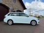 Skoda Fabia Combi 1.0 MPI Active Airco/Stoelverwarming/Bluetooth/Elekt Ramen/Elekt Spiegels/LED/AUX/USB/Apk 03-2027