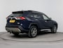 Toyota RAV4 2.5 Hybrid AWD Style | Trekhaak | Dodehoek | Apple Carplay / Android Auto | Leder | Stoel-/stuurverwarming | Keyless | Adaptive Cruise | Clima | Parkeersensoren voor/achter | Camera | LED | 17 inch