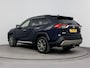 Toyota RAV4 2.5 Hybrid AWD Style | Trekhaak | Dodehoek | Apple Carplay / Android Auto | Leder | Stoel-/stuurverwarming | Keyless | Adaptive Cruise | Clima | Parkeersensoren voor/achter | Camera | LED | 17 inch