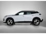 Peugeot 2008 SUV Allure Hybrid 145pk Automaat | Lage kilometerstand! | Navigatie | Camera v+a | Climate Control | Adaptieve Cruise Control | Parkeersensoren v+a | Keyless | Dodehoeksensor | Draadloze Apple Carplay / Android Auto | Digitaal instrumentenpaneel | DAB+ radio | Led koplampen | Donker getint glas | 17" lichtmetalen velgen |