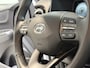 Hyundai Kona 1.0 T-GDI Pure 2WD | Facelift | carplay | stuurverw. | stoel verw. | virt. cockpit | camera