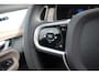 Volvo XC90 T8 Plug-in hybrid AWD Ultra Bright | Luchtvering | Adaptive Cruise & Pilot Assist | Massagefunctie voorstoelen | Gelamineerde ruiten rondom |