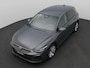 Volkswagen Golf 1.5 eHybrid Life Edition 204PK DSG Trekhaak, Memorystoel, Ergo Active Stoelen, 17" LM Velgen, Keyless, Side Assist, Stoel-Stuurverwarming, Navi via Apple Carplay/Android Auto