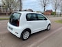 Volkswagen e-Up! Camera, stoelverwarming en groot accupakket 32,3kWh.