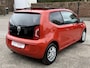 Volkswagen Up! 1.0 groove up! CRUISE PANO PARK.SENS. NW APK