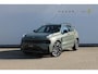 Lynk & Co 01 276PK Automaat Core / Adaptieve cruise control / Stoel - en stuurwielverwarming / Parkeersensoren / Achteruitrijcamera / Apple Carplay / Trekhaak / Metallic lak / 19" velgen