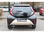 Toyota Aygo X 1.0 VVT-i MT Premium Cabrio 2e Paasdag open van 10:00 - 15:00 | Rijklaar | Stoelverwarming | Keyless | Parkeersens. v+a | Camera | Navi | Apple/Android | LED